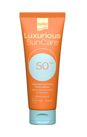 Φωτογραφία από Luxurious Sun Care Face Cream Αντηλιακή κρέμα προσώπου.